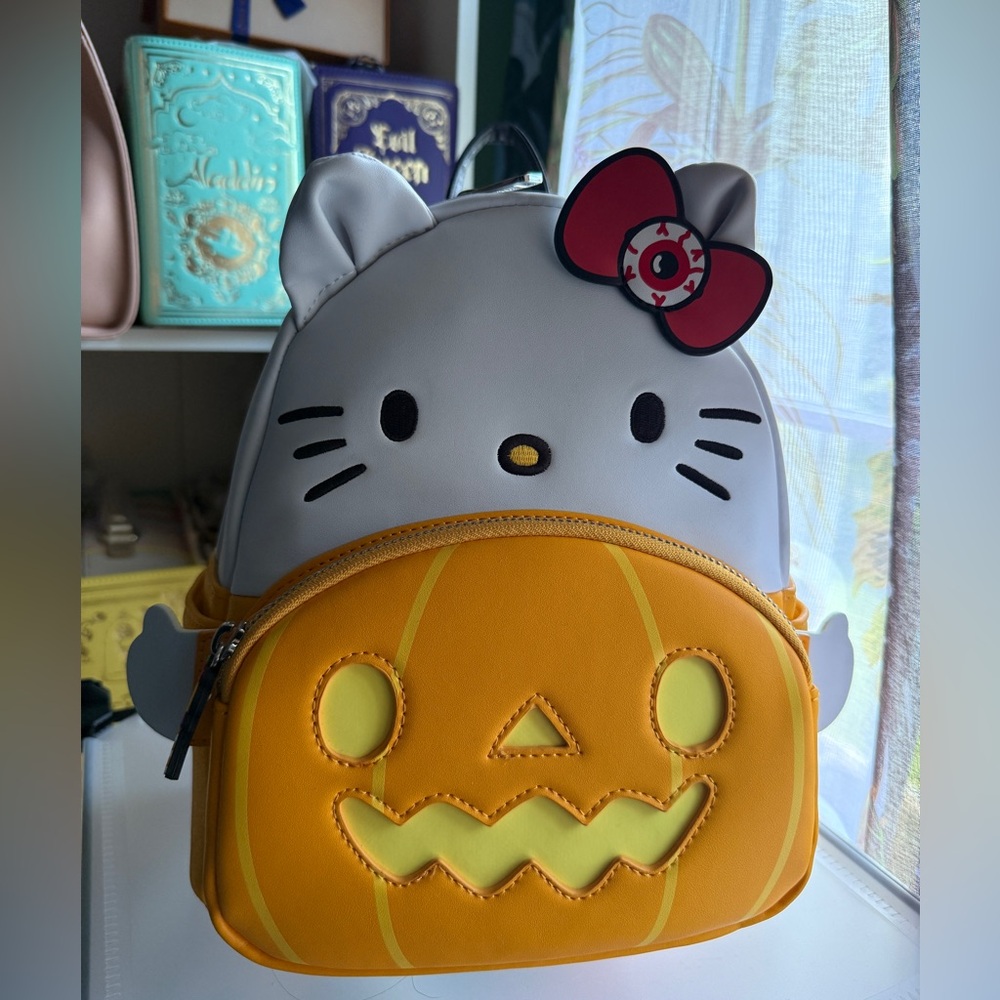 Loungefly Hello Kitty Pumpkin Halloween Mini Backpack NWT